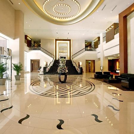 타이흐 랜디스 호텔 타이난 외부 사진 Lobby