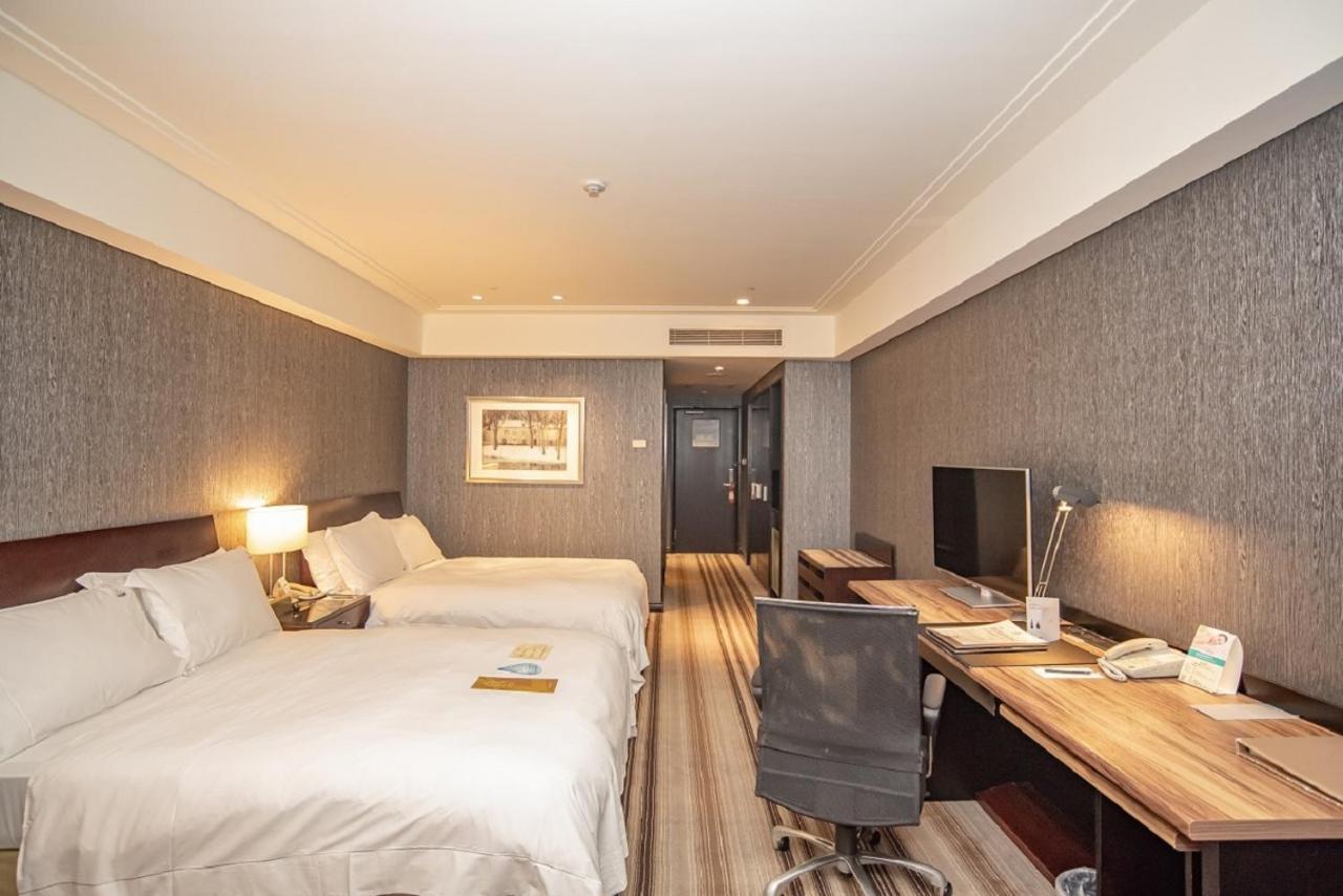 타이흐 랜디스 호텔 타이난 외부 사진 Deluxe Room